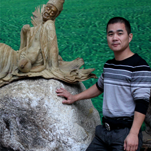 2012年，获“广西工艺美术大师”荣誉称号
王东海