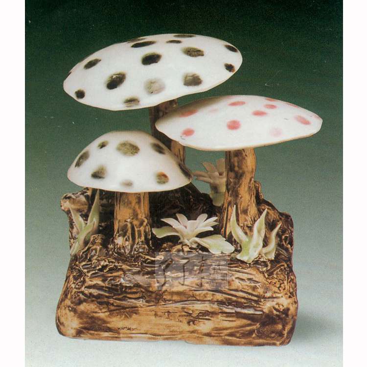 易卫红作品