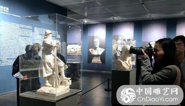 法国雕塑家让·朴舍雕塑原作首次来中国展出