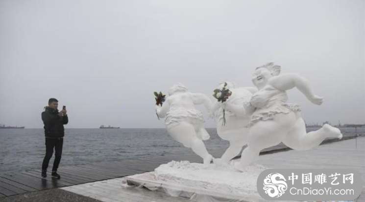 中国雕塑家许鸿飞作品在希腊塞萨洛尼基市展出