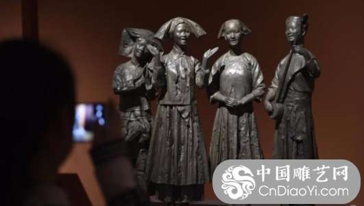 民族大团结——全国雕塑艺术作品展在京开幕