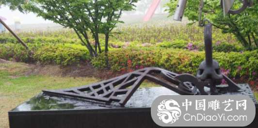 一起去参观韩国安藤忠雄博物馆的花园和雕塑