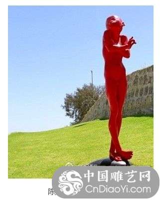中国艺术家陈文令的“红孩子”雕塑在澳洲展出时被盗(图)