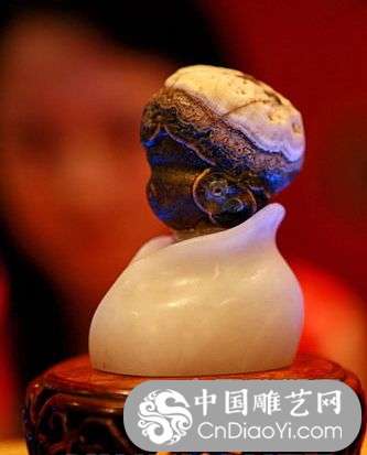 中国十大国石:大漠之宝天赋妙意的楼兰漠玉