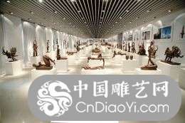 由宇达集团铸造安装于浙江杭州钱塘江畔的青铜雕塑《钱王射潮》